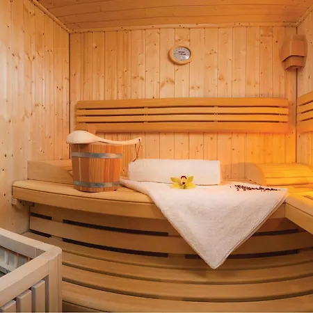 Luxurious Home In Okrug Gornji With Sauna