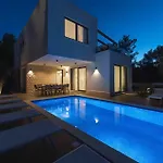 Holiday home Luxurious Home In Okrug Gornji With Sauna Trogir
