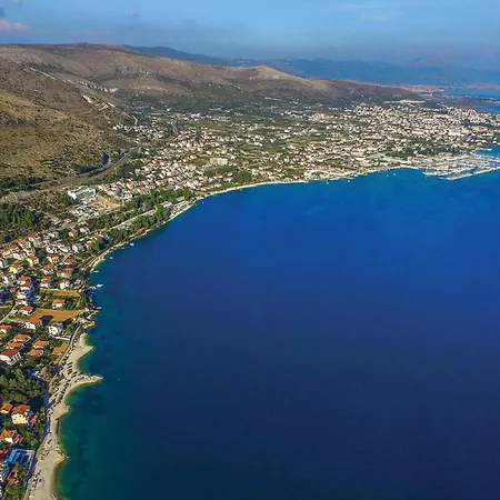 Cozy Home In Okrug Gornji With Sauna