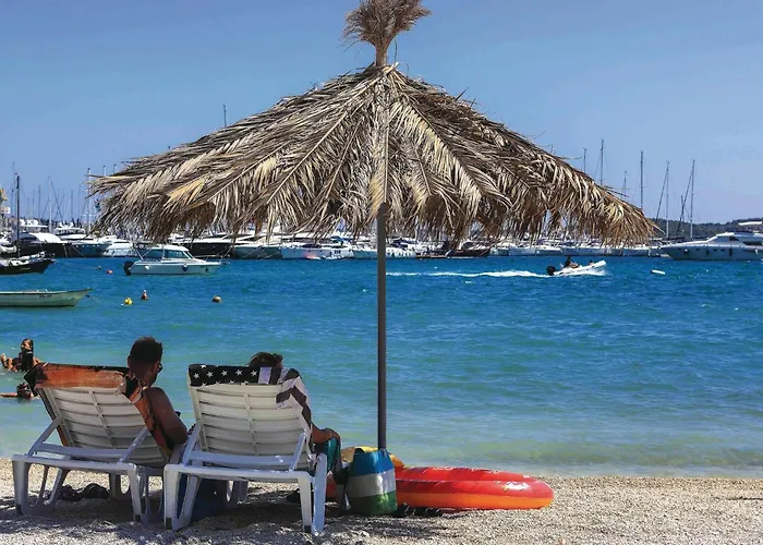 Cozy In Okrug Gornji With Sauna Trogir