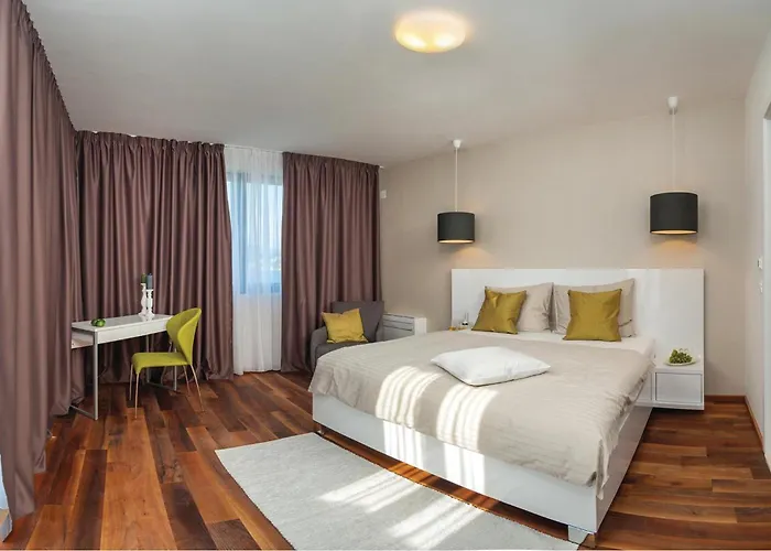 Hébergement de vacances Cozy In Okrug Gornji With Sauna *